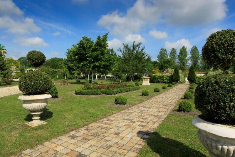 Le Grand Logis - Guest House - Bed And Breakfast Marchais  Экстерьер фото