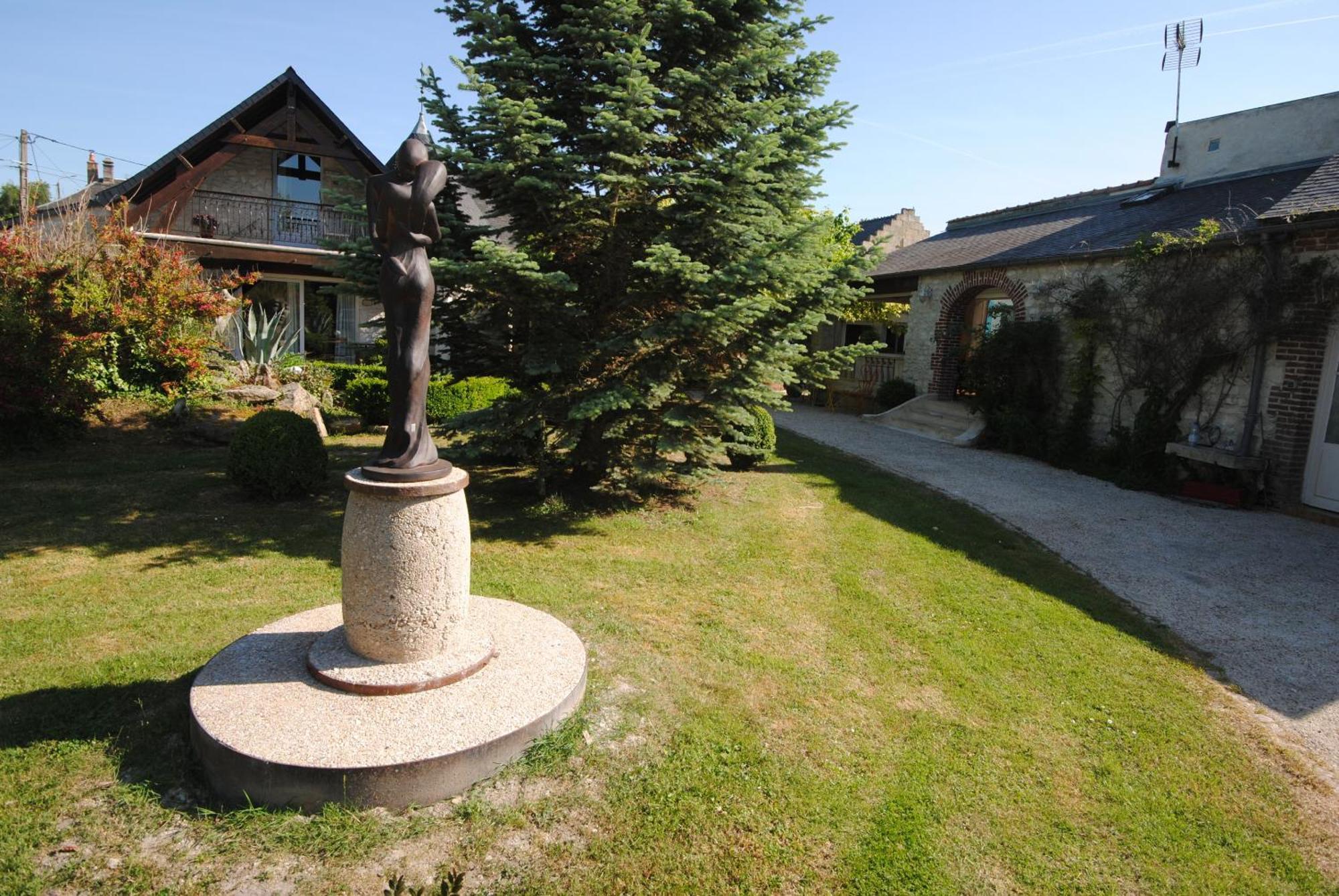 Le Grand Logis - Guest House - Bed And Breakfast Marchais  Экстерьер фото
